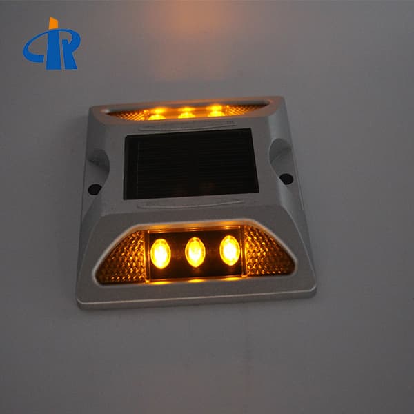 <h3>flashing road lights,reflecting road studs,Yellow led road studs</h3>
